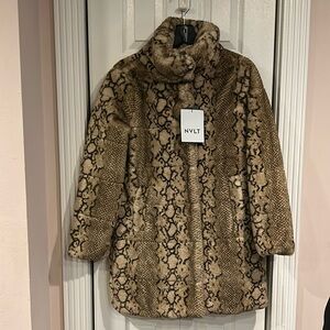 NVLT leopard fax fur coat